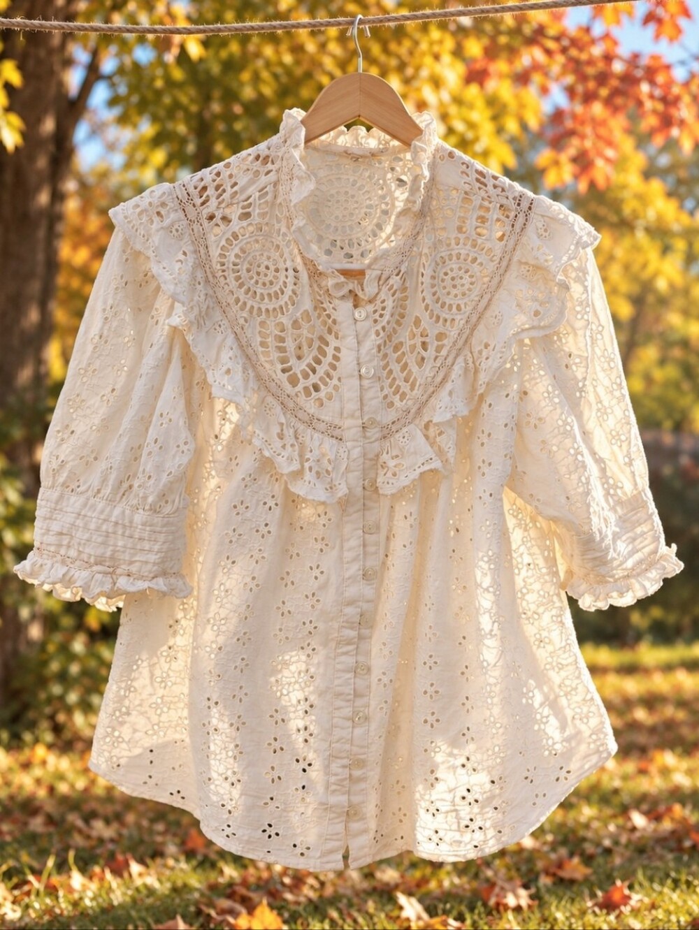 Romantic Nicole Miller Ivory Eyelet Ruffle Peasant Blouse Boho Raw Hem